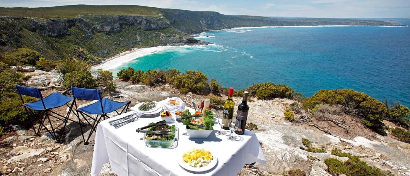 Picnic lunch on the shores of Kangaroo Island